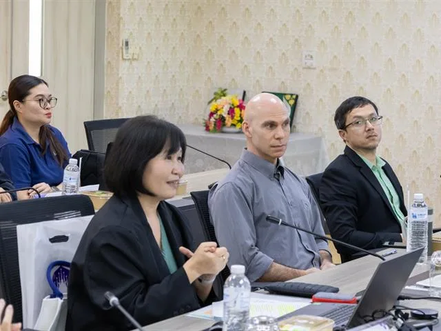 School of Liberal Arts Hosts Personnel Meeting and Internationalization Workshop on Work Permits and Visas for International Staff