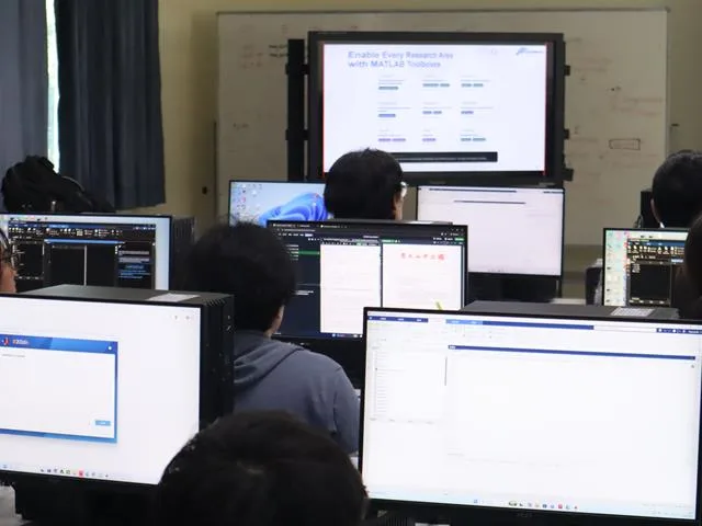 วิศวกรรมและเทคโนโลยีระบบราง จัดอบรม MATLAB เสริมทักษะ GenAI และ Agentic AI สู่การประยุกต์ใช้ทางวิศวกรรม