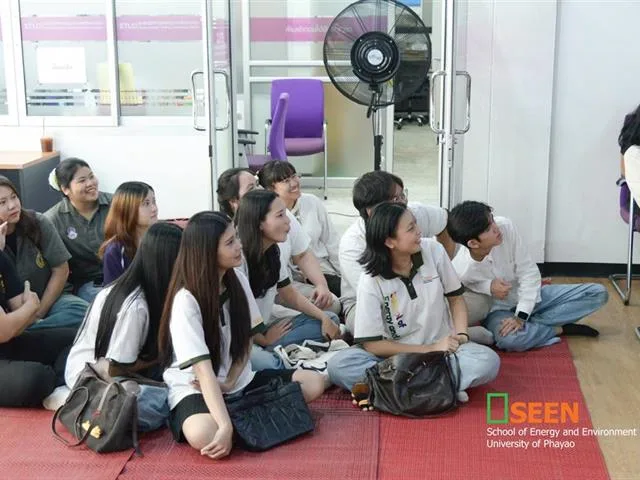 ผู้เข้าร่วมกิจกรรมฟังการบรรยาย