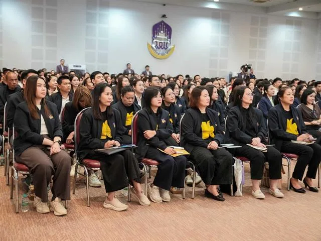 คณะทันตแพทยศาสตร์ มหาวิทยาลัยพะเยา ขอแสดงความยินดี ศ.ทพญ.ดร.พัชราวรรณ ศรีศิลปนันทน์ ในโอกาสได้รับการตีพิมพ์ผลงานวิจัยในวารสารระดับนานาชาติ