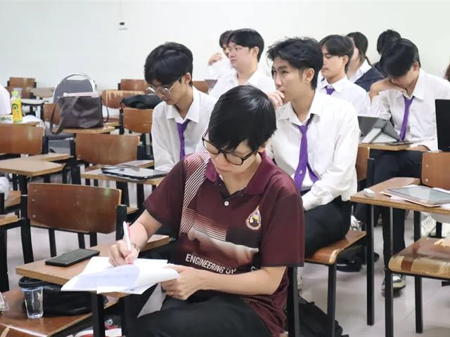 วิศวกรรมโยธา จัดสัมมนาโครงงานวิศวกรรม เสริมทักษะการคิดวิเคราะห์และนำเสนอผลงาน ปูทางสู่วิศวกรมืออาชีพ