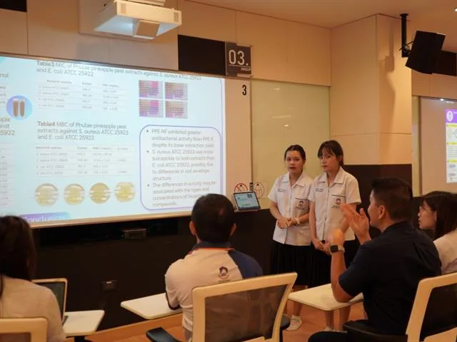 สาขาวิชาเทคนิคการแพทย์ มพ. จัดกิจกรรมนำเสนอผลงานทางวิชาการในรูปแบบโปสเตอร์