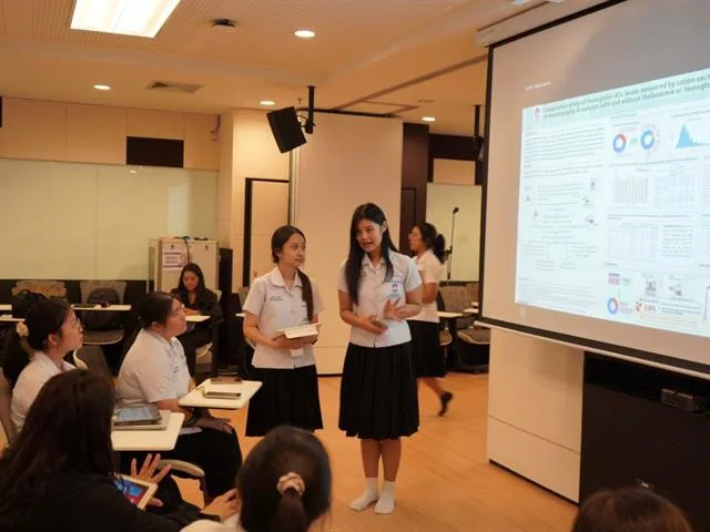 สาขาวิชาเทคนิคการแพทย์ มพ. จัดกิจกรรมนำเสนอผลงานทางวิชาการในรูปแบบโปสเตอร์
