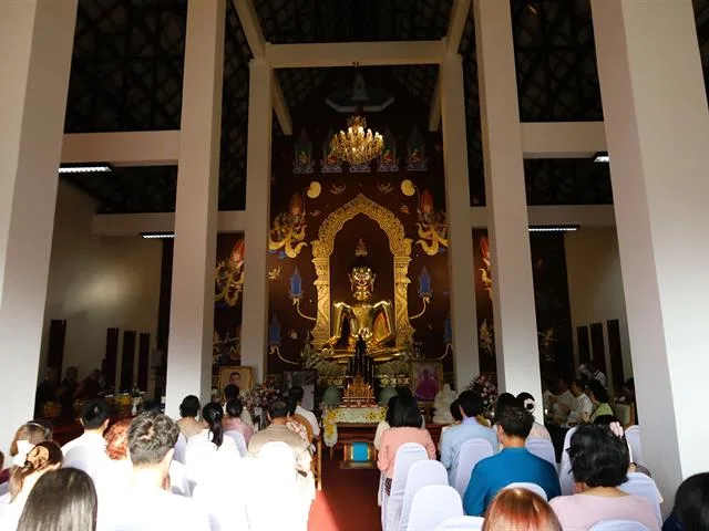 Tak Bat Thevo Rohana Tradition