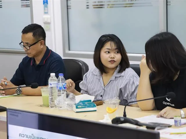 คณะรัฐศาสตร์และสังคมศาสตร์ มหาวิทยาลัยพะเยา ดำเนินการจัดสอบโครงร่างวิทยานิพนธ์ หลักสูตรรัฐประศาสนศาสตรมหาบัณฑิต สาขาวิชานโยบายสาธารณะ
