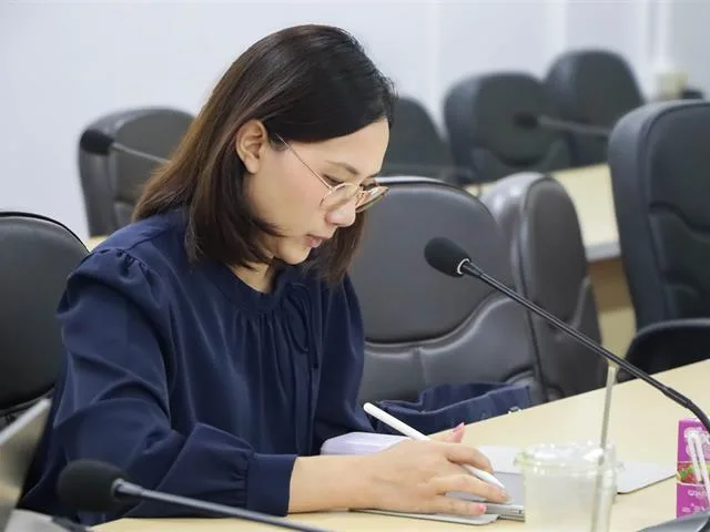 คณะรัฐศาสตร์และสังคมศาสตร์ มหาวิทยาลัยพะเยา ดำเนินการจัดสอบโครงร่างวิทยานิพนธ์ หลักสูตรรัฐประศาสนศาสตรมหาบัณฑิต สาขาวิชานโยบายสาธารณะ