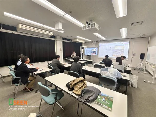 LINE_ALBUM_ประชุมกับอาจารย์ญี่ปุ่น hirosaki university_261027_38.jpg