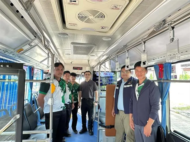 UP EV Bus