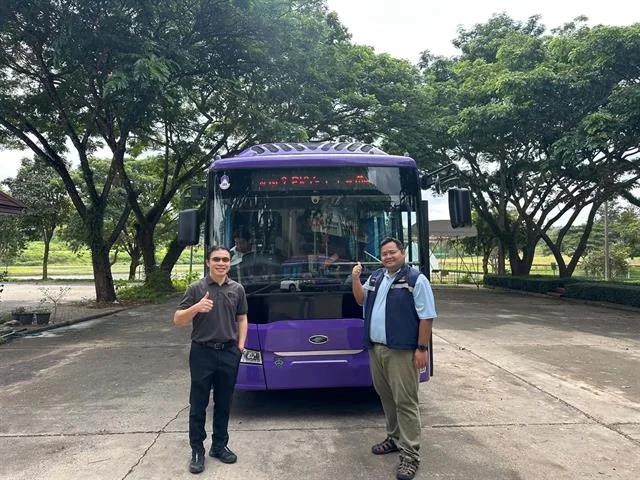 UP EV Bus
