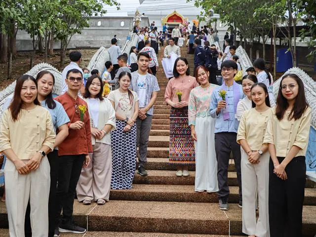 คณะรัฐศาสตร์และสังคมศาสตร์ ร่วมสืบสานประเพณีตักบาตรเทโวโรหณะ ประจำปี 2569 ส่งต่อคุณค่าแห่งศรัทธาและการแบ่งปัน  27 ตุลาคม 2569  ณ วัดป่าพระอุบาลี ซึ่งจัดขึ้นโดยศูนย์ศิลปะและวัฒนธรรมล้านนา มหาวิทยาลัยพะเยา ร่วมกับชุมชนตำบลแม่กา