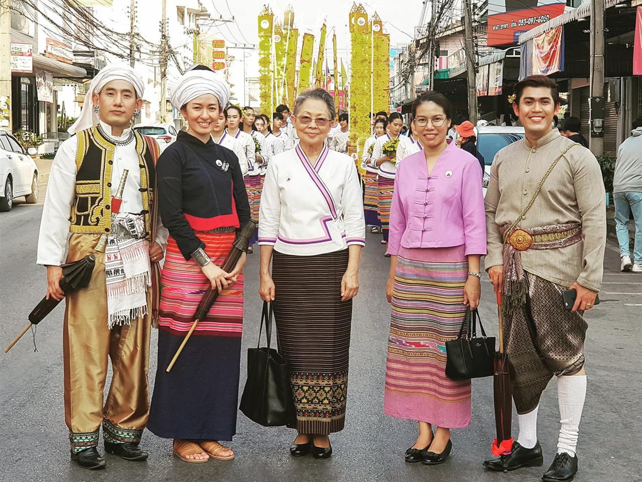 คณะศิลปศาสตร์ มหาวิทยาลัยพะเยา เข้าร่วมโครงการ “ประเพณีแห่ผ้าห่มพระธาตุจอมทอง” ครั้งที่ ๕