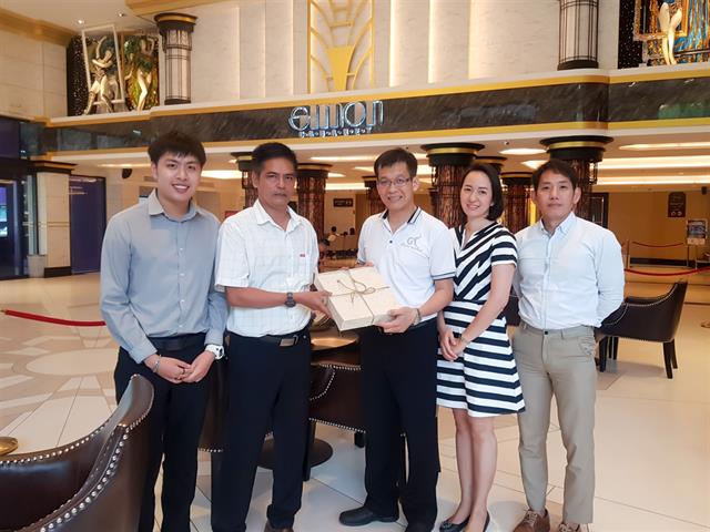 คณะผู้บริหารคณะศิลปศาสตร์ เยือนภูเก็ตไซม่อนคาบาเร่ต์