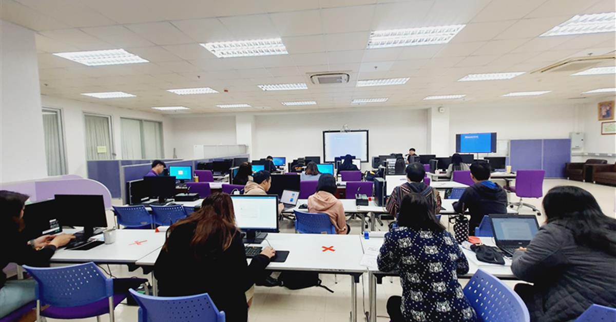 คณะ ICT อบรมเขียนขอทุนโครงการวิจัยสำหรับบุคลากรสายบริการ