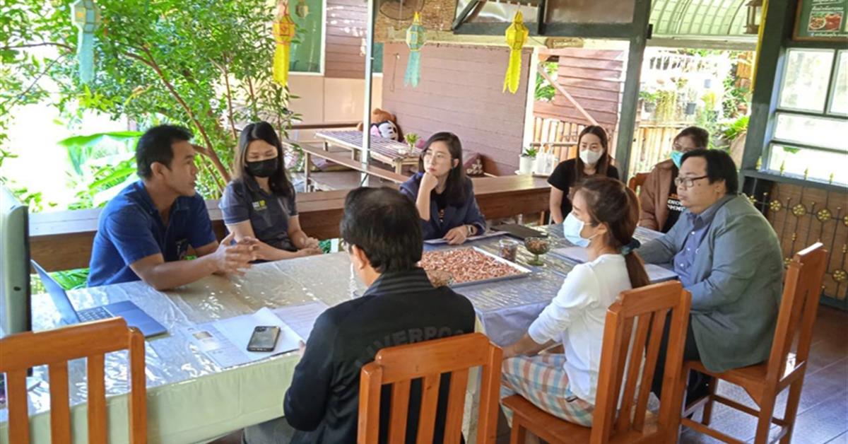 มหาวิทยาลัยพะเยา นำโดย ศ.ดร.เสมอ ถาน้อย และทีมงาน ลงพื้นที่ติดตามความก้าวหน้าโครงการ 1 คณะ 1 ชุมชนนวัตกรรมของคณะวิทยาศาสตร์(ผลิตภัณฑ์เห็ดแปรรูป) คณะวิทยาศาสตร์ มหาวิทยาลัยพะเยา