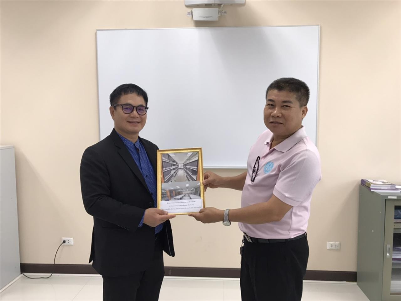 การมอบรางวัลให้แก่ผู้ชนะการประกวดภาพถ่าย หัวข้อวิทยาเขตเชียงรายในฝัน My Dream Campus ประจำเดือนกุมภาพันธ์ 2563