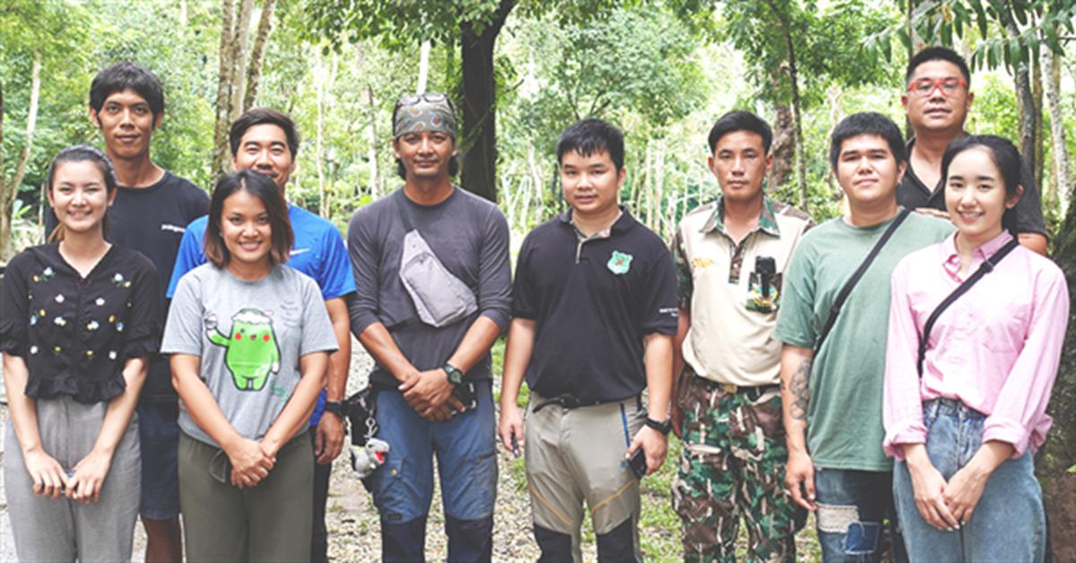คณะวิทยาการจัดการและสารสนแทศศาสตร์ มหาวิทยาลัยพะเยา และคุณอนุกูล สอนเอก นักภูมิศาสตร์ และนักสำรวจถ้ำ ลงสำรวจพื้นที่อุทยานแห่งชาติถ้ำหลวง-ขุนน้ำนางนอน ตำบลโป่งผา อำเภอแม่สาย จังหวัดเชียงราย บริการวิชาการ_คณะวิทยาการจัดการและสารสนเทศศาสตร์