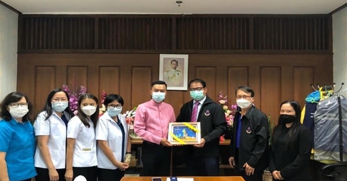 คณบดีคณะสาธารณสุขศาสตร์ จัดโครงการวิจัยถอดบทเรียนการบริหารจัดการสถานการณ์ฉุกเฉินด้านสาธารณสุขในการรับมือโรค COVID-19 ของจังหวัดต่างๆ ในประเทศ จ. ลำปาง