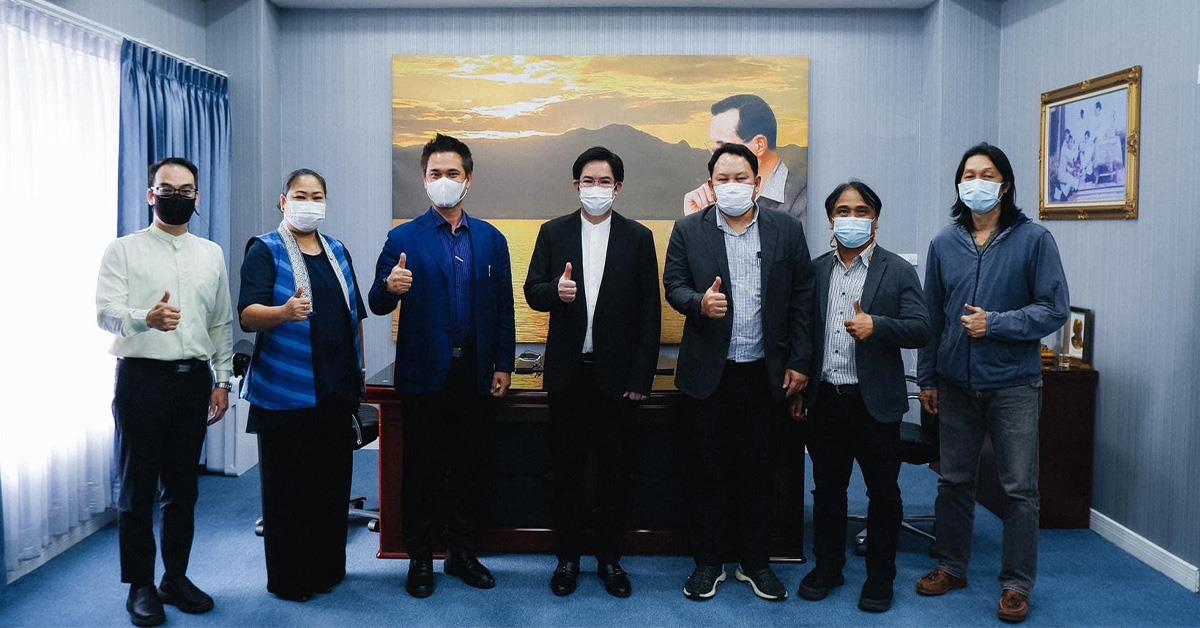 บุคลากรคณะบริหารธุรกิจและนิเทศศาสตร์ ร่วมปรึกษาหารือความก้าวหน้าการทำบันทึกข้อตกลงความร่วมมือด้านการส่งเสริมอาชีพประชาชน จังหวัดพะเยา
