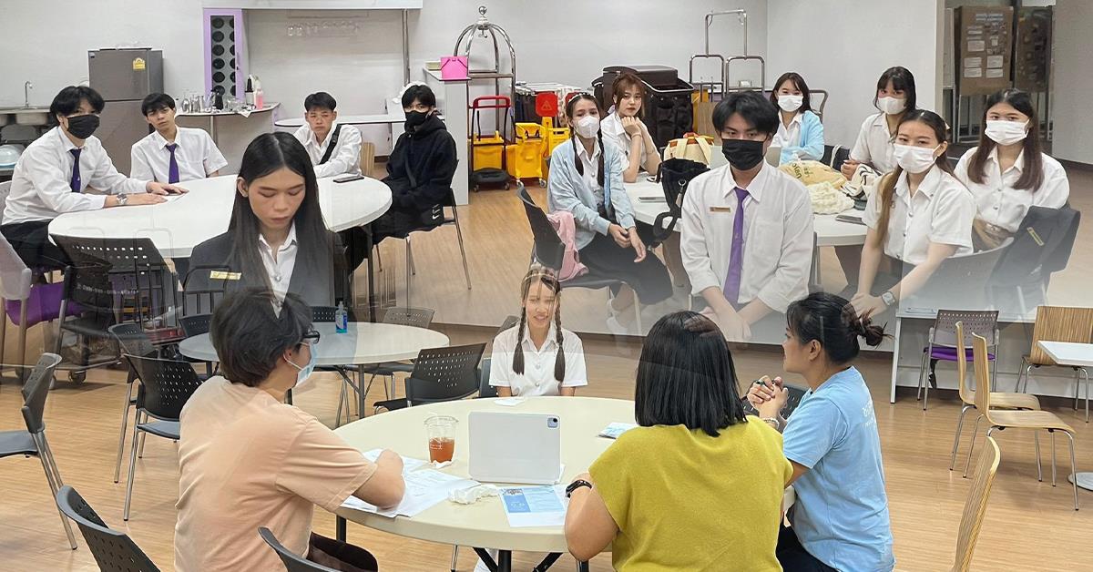 สาขาวิชาการท่องเที่ยวและการโรงแรม สัมภาษณ์นิสิตที่สมัครเข้าร่วมโครงการปฎิบัติงานร่วมกับโรงแรมภูเก็ตแมริออท รีสอร์ท แอนด์สปา เมอลิน บีช  