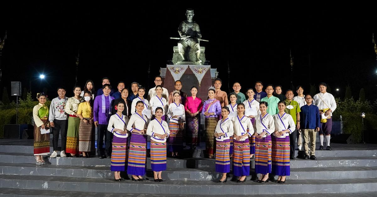 บุคลากรและนิสิตคณะบริหารธุรกิจและนิเทศศาสตร์ ร่วมสืบสานวัฒนธรรม ตานข้าวใหม่ใส่บาตรหลวง “กว๊านพะเยาสายน้ำแห่งชีวิต ตานข้าวทิพย์พระเจ้าตนหลวง