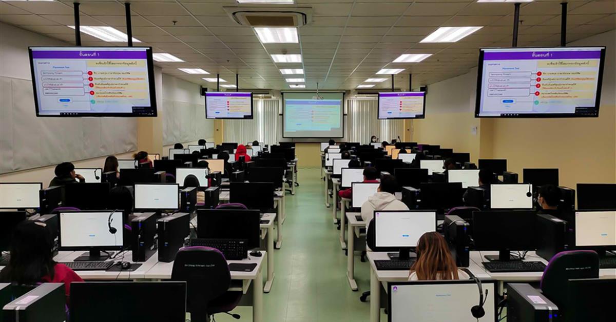 ศูนย์ภาษา คณะศิลปศาสตร์ จัดทดสอบวัดความรู้ภาษาอังกฤษโดยโปรแกรมสำเร็จรูป เพื่อประกอบการสำเร็จการศึกษาและเทียบรายวิชาภาษาอังกฤษเพื่อการสื่อสารฯ