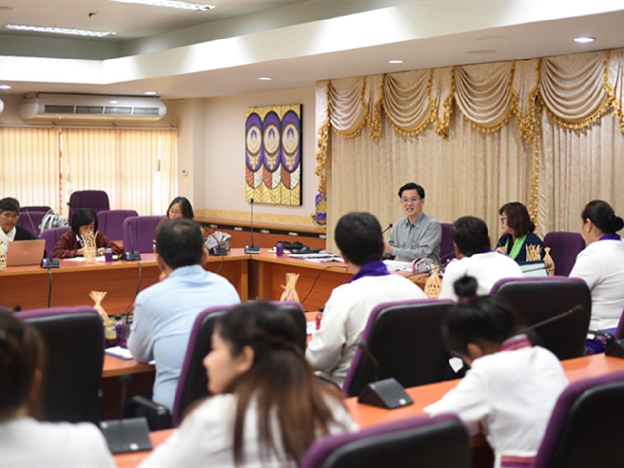 คณะผู้วิจัยจากมหาวิทยาลัยพะเยาในชุดโครงการ “ระเบียงวัฒนธรรมกว๊านพะเยา: สร้างคุณค่า เพื่อพัฒนาเศรษฐกิจและสังคมบนฐานวัฒนธรรม” เข้าร่วมรายงานผลการดำเนินโครงการวิจัยฯ ภายใต้ชุดโครงการ“มหาวิทยาลัยกับการพัฒนาเศรษฐกิจฐานวัฒนธรรมเชิงพื้นที่” ระยะที่ 2 