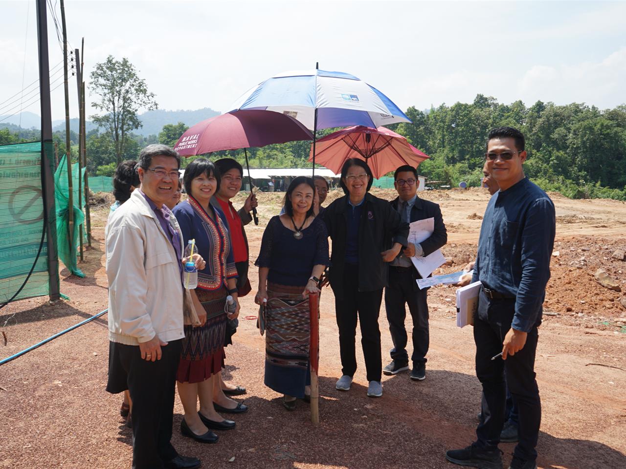อธิการบดีมหาวิทยาลัยพะเยาเข้าเยี่ยมชมและติดตามการดำเนินงานของโรงเรียนสาธิตม.พะเยา
