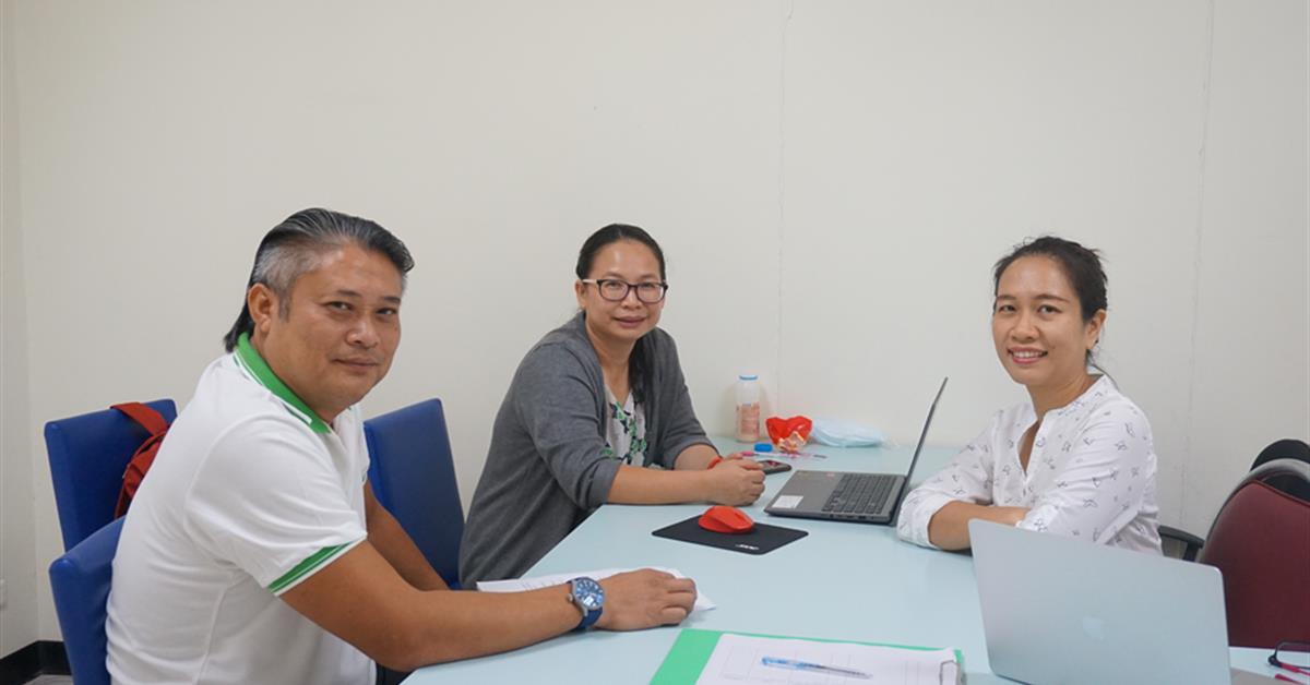 กิจกรรมบริการให้คำปรึกษาการใช้สถิติเพื่องานวิจัย ภายใต้โครงการ "สอนการรู้สารสนเทศ ศูนย์บรรณสารและการเรียนรู้" บริการให้คำปรึกษาการใช้สถิติเพื่องานวิจัย
