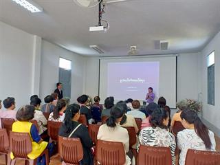 อาจารย์สาขาวิชาจุลชีววิทยาและปรสิตวิทยา คณะวิทยาศาสตร์การแพทย์  ได้รับเชิญเป็นวิทยากรอบรมเชิงปฏิบัติการให้ความรู้แก่ผู้สูงอายุด้านการดูแลสุขภาพด้วยสมุนไพร
