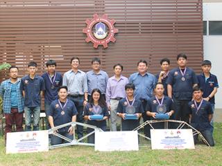 ขอแสดงความยินดีกับนิสิต สาขาวิชาวิศวกรรมโยธา คณะวิศวกรรมศาสตร์ จากการแข่งขันเพื่อสร้างสรรค์วิชาการด้านโครงสร้างด้วยไม้ไอศกรีม สายงานวิศวกรรมโยธาชิงแชมป์ประเทศไทย ครั้งที่ ๑๓