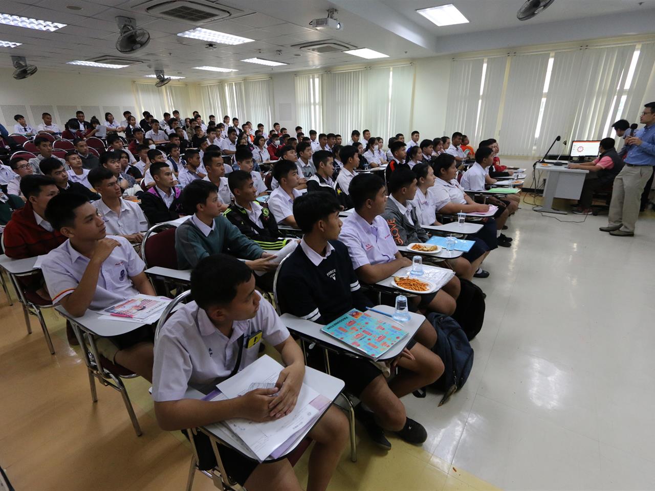 การสอบสัมภาษณ์เพื่อคัดเลือกนักเรียนเข้าศึกษา ในมหาวิทยาลัยพะเยา ระดับปริญญาตรี รอบที่ 1 Portfolio ประจำปีการศึกษา 2563 