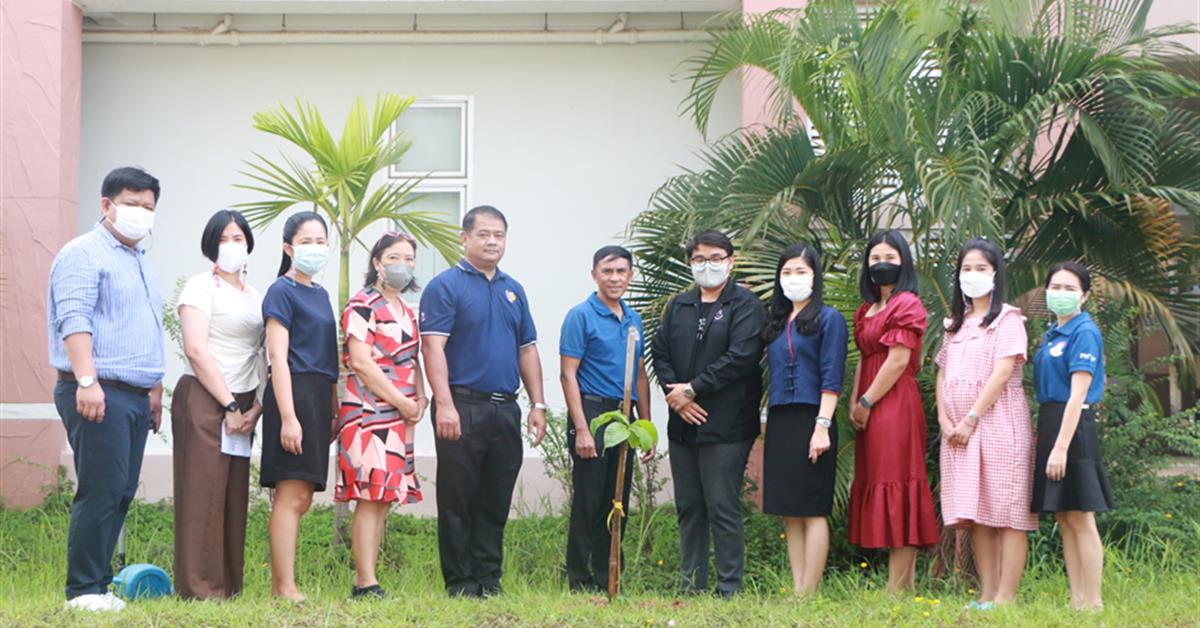 คณะสาธารณสุขศาสตร์ มหาวิทยาลัยพะเยา ปลูกต้น "คำมอกหลวง" เฉลิมพระเกียรติ สมเด็จพระนางเจ้าสิริกิติ์ พระบรมราชินีนาถ พระบรมราชชนนีพันปีหลวง