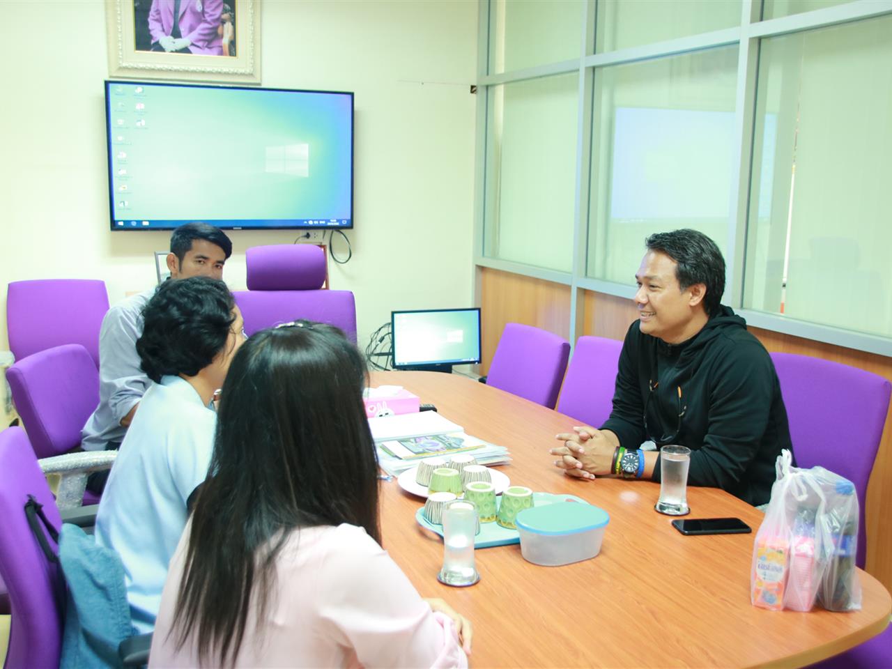 ศูนย์วิจัยข้าวแพร่ กรมการข้าว เข้าประชุมหารือสร้างความร่วมมือด้านงานวิจัยกับคณะเกษตรศาสตร์และทรัพยากรธรรมชาติ ม.พะเยา เกี่ยวกับการพัฒนาพันธุ์ข้าวนาสวนโดยใช้เทคโนโลยีด้าน DNA markers  ช่วยในการคัดเลือก สำหรับพื้นที่ภาคเหนือตอนบน 