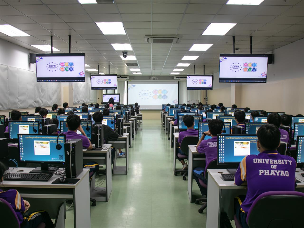ศูนย์ภาษา คณะศิลปศาสตร์ จัดโครงการทดสอบและยกระดับมาตรฐานภาษาอังกฤษ สำหรับนิสิต มหาวิทยาลัยพะเยา (รหัส 62)