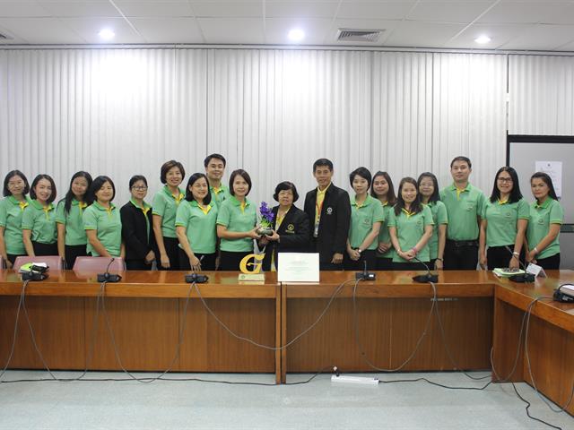 ศูนย์บรรณสารและสื่อการศึกษา มหาวิทยาลัยพะเยา ศึกษาดูงานการดำเนินงานสู่การเป็นสำนักงานสีเขียว ตามมาตรฐานสำนักงานที่เป็นมิตรกับสิ่งแวดล้อม (Green office Standard) ของหอสมุดและคลังความรู้มหาวิทยาลัยมหิดล