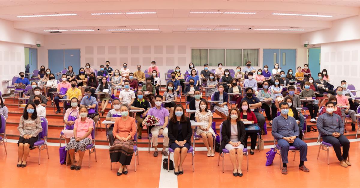 คณะศิลปศาสตร์จัดโครงการ ประชุมบุคลากรคณะศิลปศาสตร์ ครั้งที่ 3/2563 พร้อมเชิญชวนและแนะแนวทางการเรียนการสอนออนไลน์