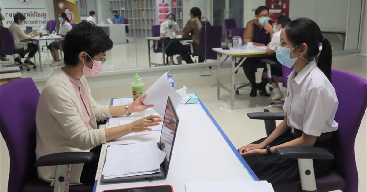 สัมภาษณ์ทุนการศึกษาโครงการ “เอไอเอส คนเก่งหัวใจแกร่ง”
ประจำปีการศึกษา 2565

