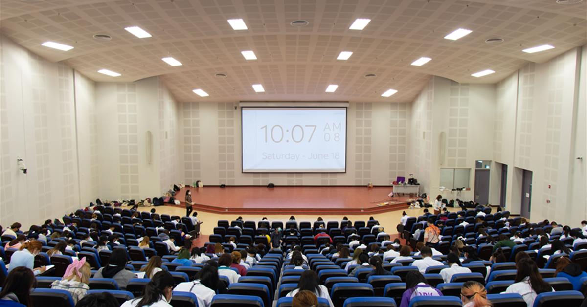 ศูนย์ภาษา คณะศิลปศาสตร์ จัดทดสอบวัดความรู้ภาษาอังกฤษ เพื่อประกอบสำเร็จการศึกษา สำหรับนิสิตรหัส 62