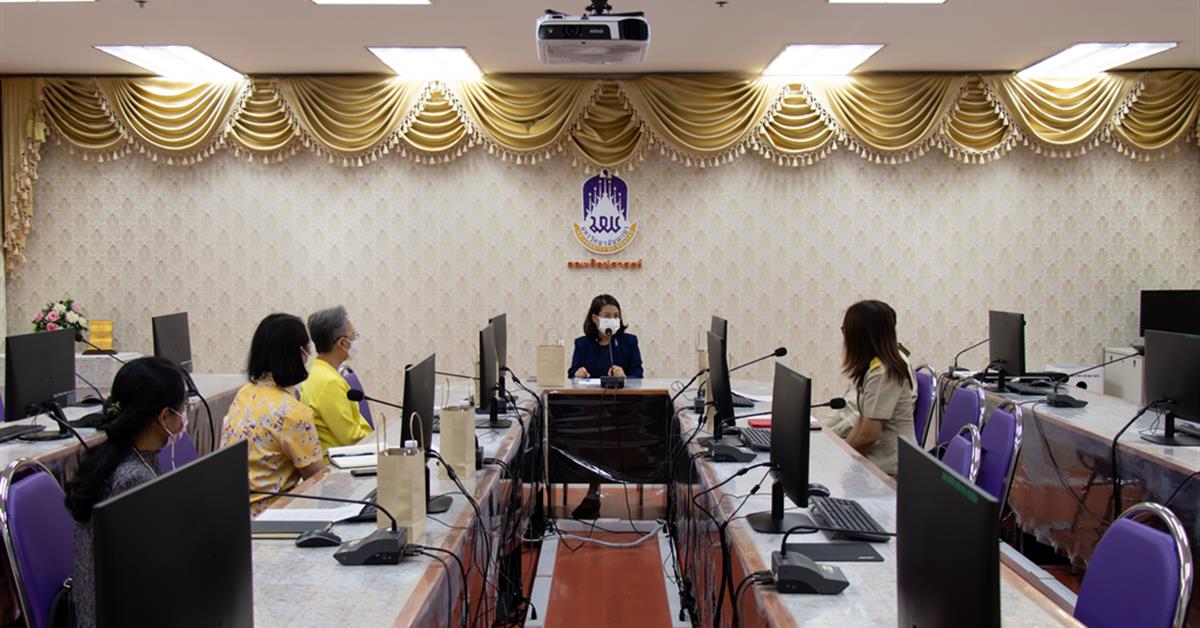 คณะศิลปศาสตร์ ให้การต้อนรับผู้บริหารจากโรงเรียนเฉลิมพระเกียรติสมเด็จพระศรีนครินทร์ พะเยา