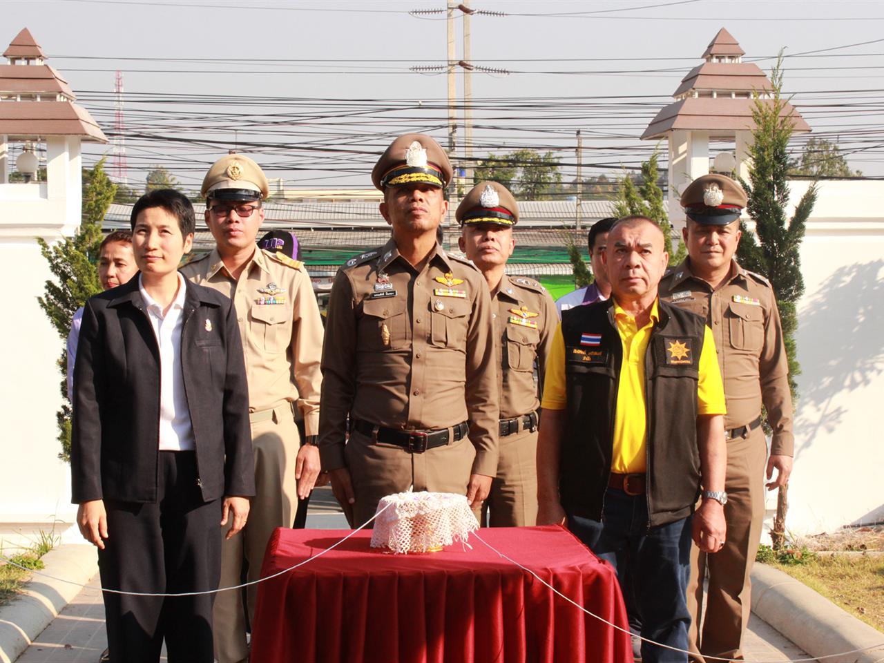 กองพัฒนาคุณภาพนิสิตและนิสิตพิการเข้าร่วมโครงการรณรงค์ขับขี่ปลอดภัย สวมหมวกนิรภัย ห่วงใยประชาชน และระดมกวาดล้างอาชญากรรม ดูแลนักท่องเที่ยวช่วงเทศกาลปีใหม่ 2563