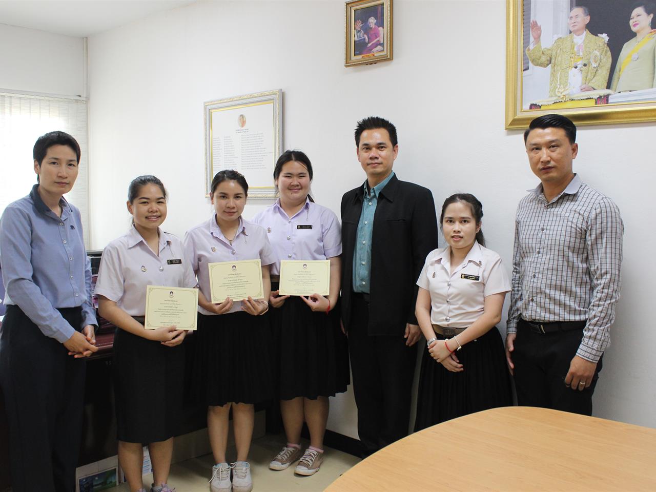 กองพัฒนาคุณภาพนิสิตและนิสิตพิการ มอบเกียรติบัตรให้แก่นิสิตอาสาสมัครช่วยเหลือเพื่อนนิสิตพิการ ประจำปีการศึกษา 2561-2562