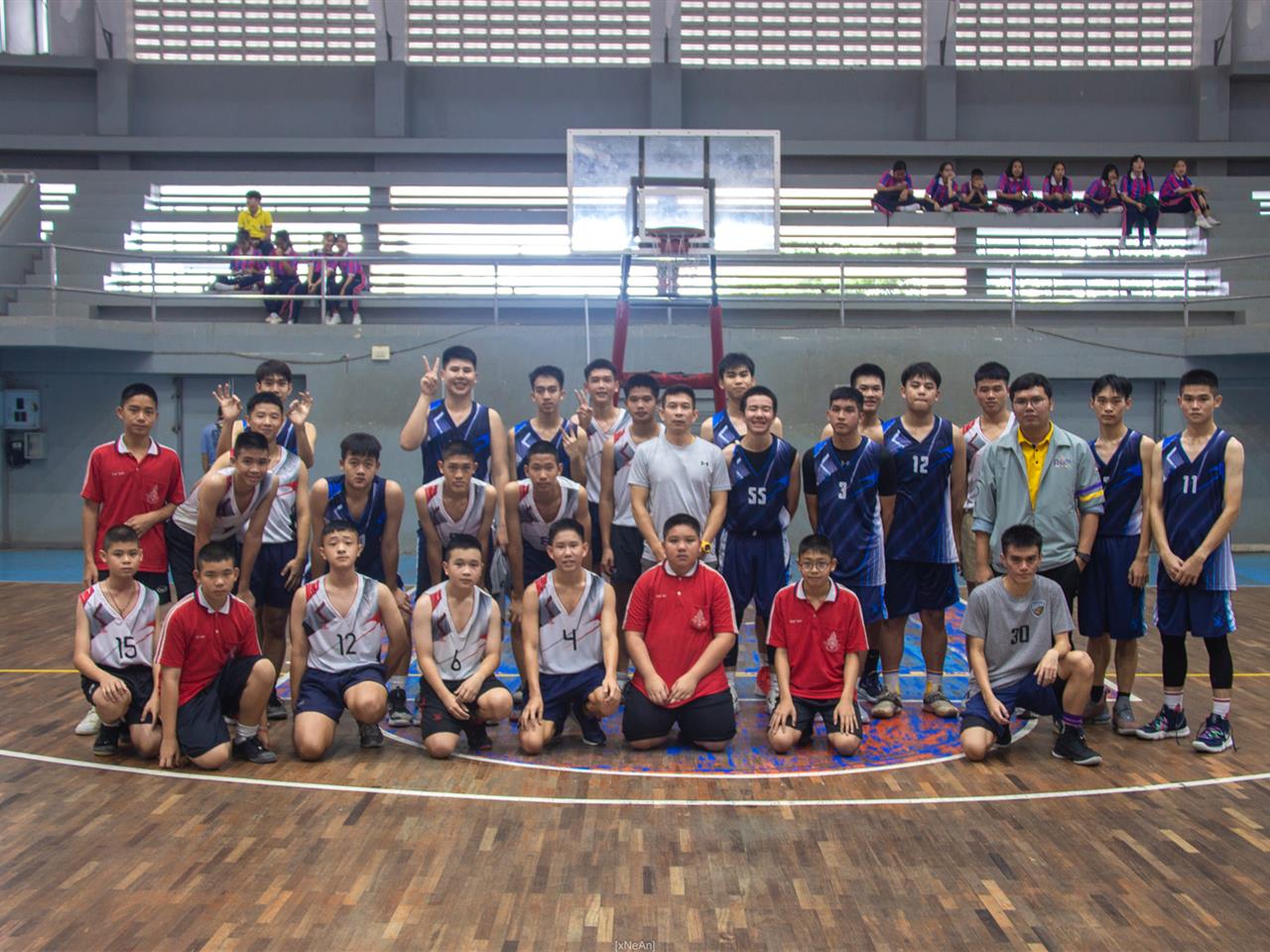 โรงเรียนสาธิตม.พะเยาได้รับรางวัลในการแข่งขันกีฬาบาสเกตบอล งานท่องเที่ยวและกีฬาจังหวัดพะเยา