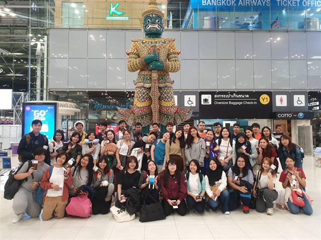 นิสิตมหาวิทยาลัยพะเยาผู้ผ่านการคัดเลือกเข้าร่วมโครงการพัฒนาภาษาอังกฤษ ประจำปี 2562 เดินทางถึงเมืองโบร์นมัท ประเทศอังกฤษ อย่างอบอุ่น