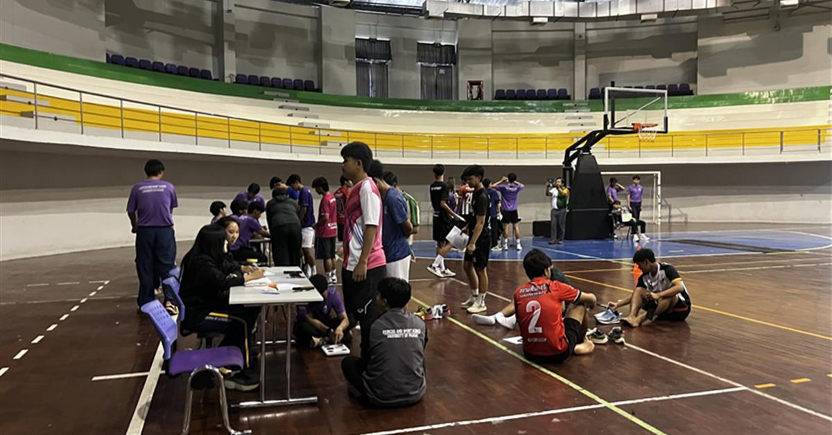 กองกิจการนิสิต จัดทดสอบสมรรถภาพนักกีฬาฟุตบอล ก่อนลงสนามชิงชัยกีฬามหาวิทยาลัยแห่งประเทศไทย ครั้งที่ 4