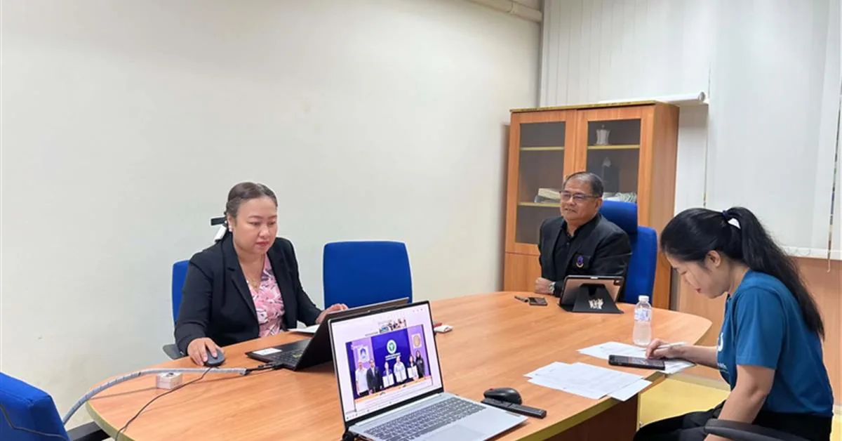 คณะสาธารณสุขศาสตร์ ได้ดำเนินการจัดประชุมชี้แจงการรับสมัครนักเรียนเพื่อคัดเลือกเข้าศึกษาในมหาวิทยาลัยพะเยา ระดับปริญญาตรี โครงการรับตรงมหาวิทยาลัยพะเยา (โควตายุวอาสาสมัครสาธารณสุข) ประจำปีการศึกษา 2570