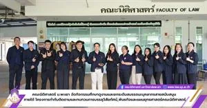  > </a><div style=