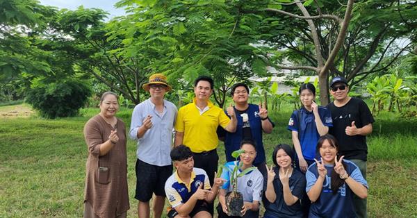นักเรียน สาธิต มพ. ปลุกพลังจิตอาสา ร่วมใจลงกล้าไม้สู่ดิน ในกิจกรรมจิตอาสาปลูกกล้วยและไม้ผล