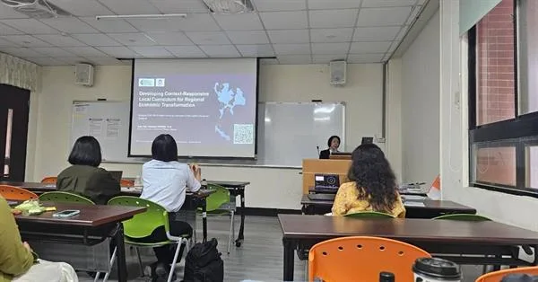 ผู้อำนวยการวิทยาเขตเชียงราย นำเสนอผลงานวิจัยด้านการศึกษาในพื้นที่ชายแดนบนเวทีวิชาการนานาชาติ ณ สาธารณรัฐจีน (ไต้หวัน)